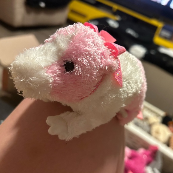 Ty Pinkys Beanie Baby - ROSA the Pink White Guinea Pig (6 Inch) - Picture 1 of 2